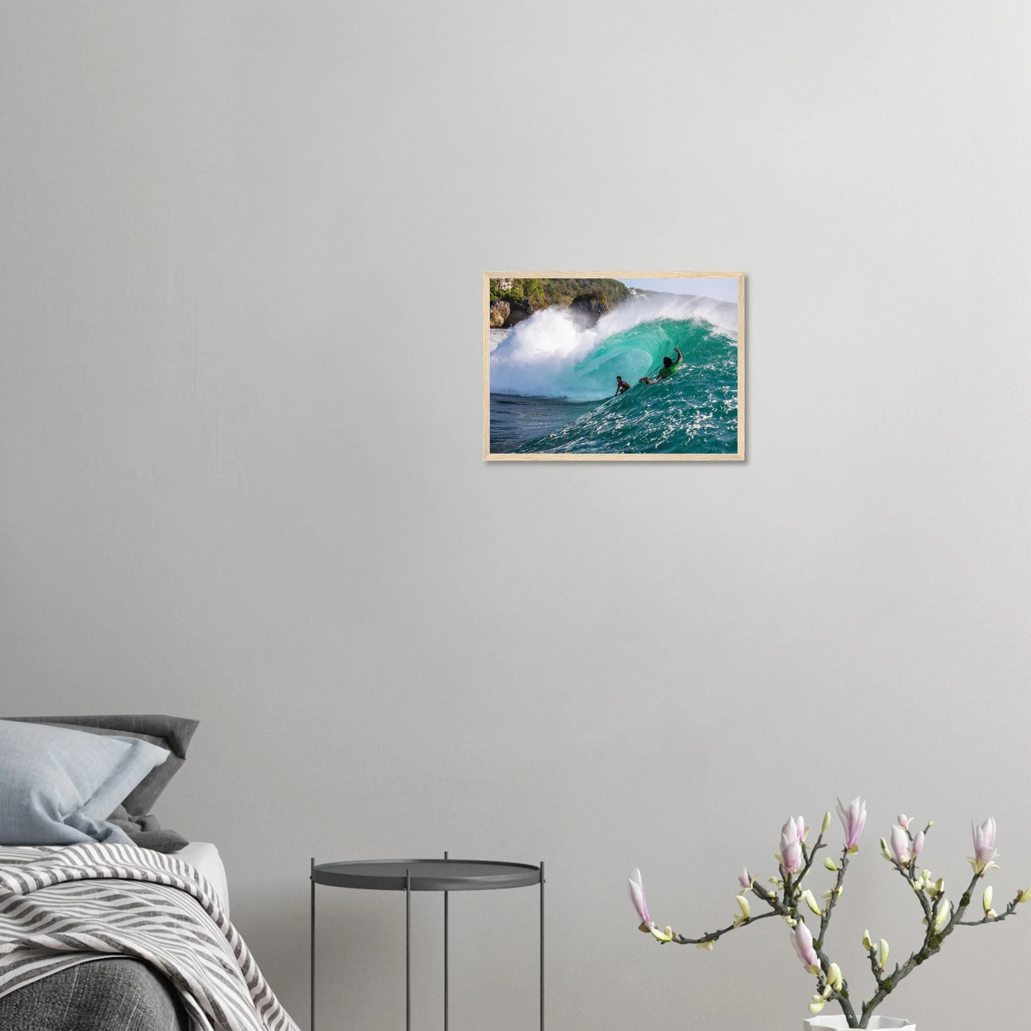 Padang Padang, Bali (Indonesien) – Linker Reefbreak auf der Bukit-Halbinsel, bekannt als balinesisches Pipeline-Pendant. Poster im Holzrahmen.