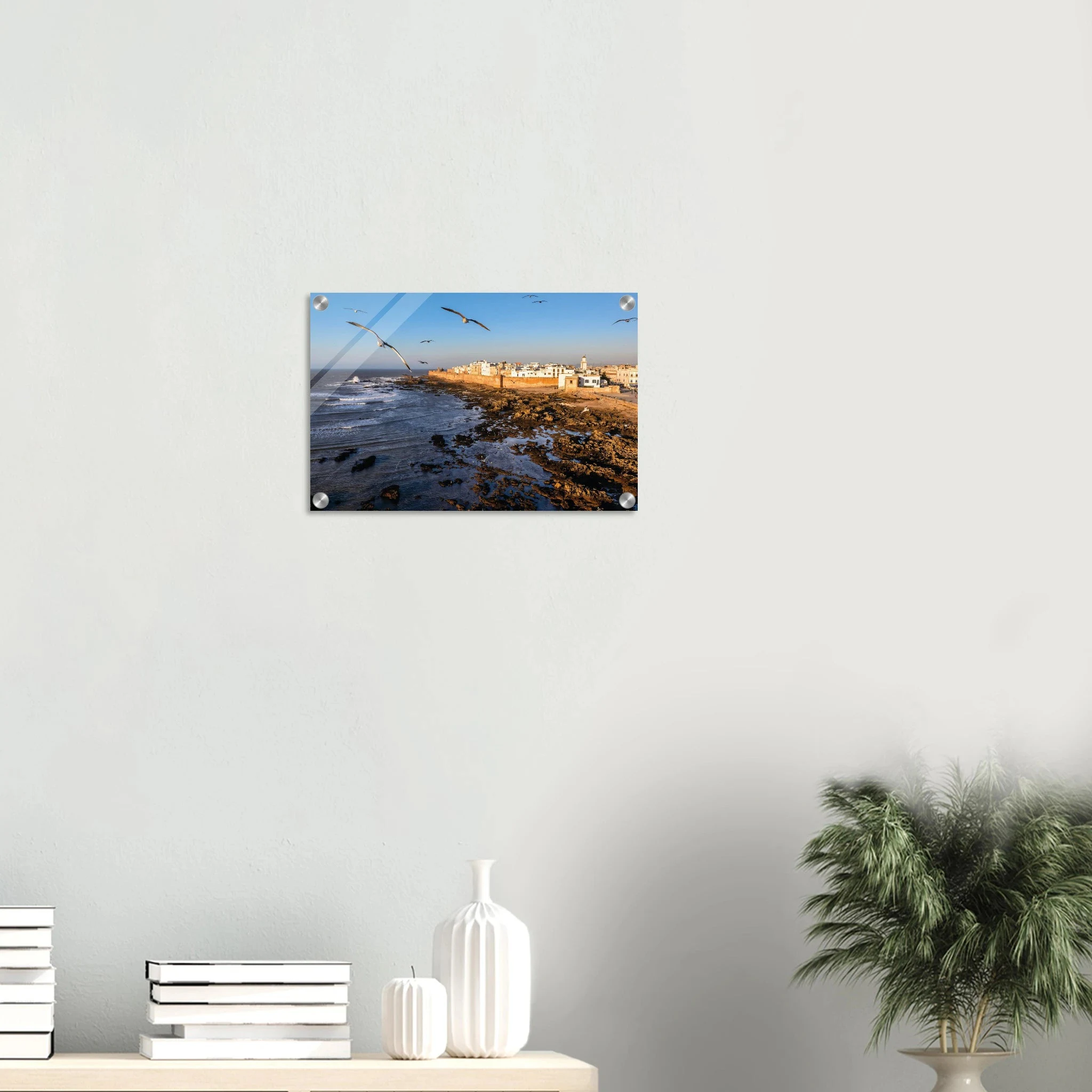 Essaouira, Marokko – Windumtoste Hafenstadt am Atlantik mit Medina-Kulisse und beständigen Wind- und Wellenbedingungen. Kunstdruck auf Acrylglas.