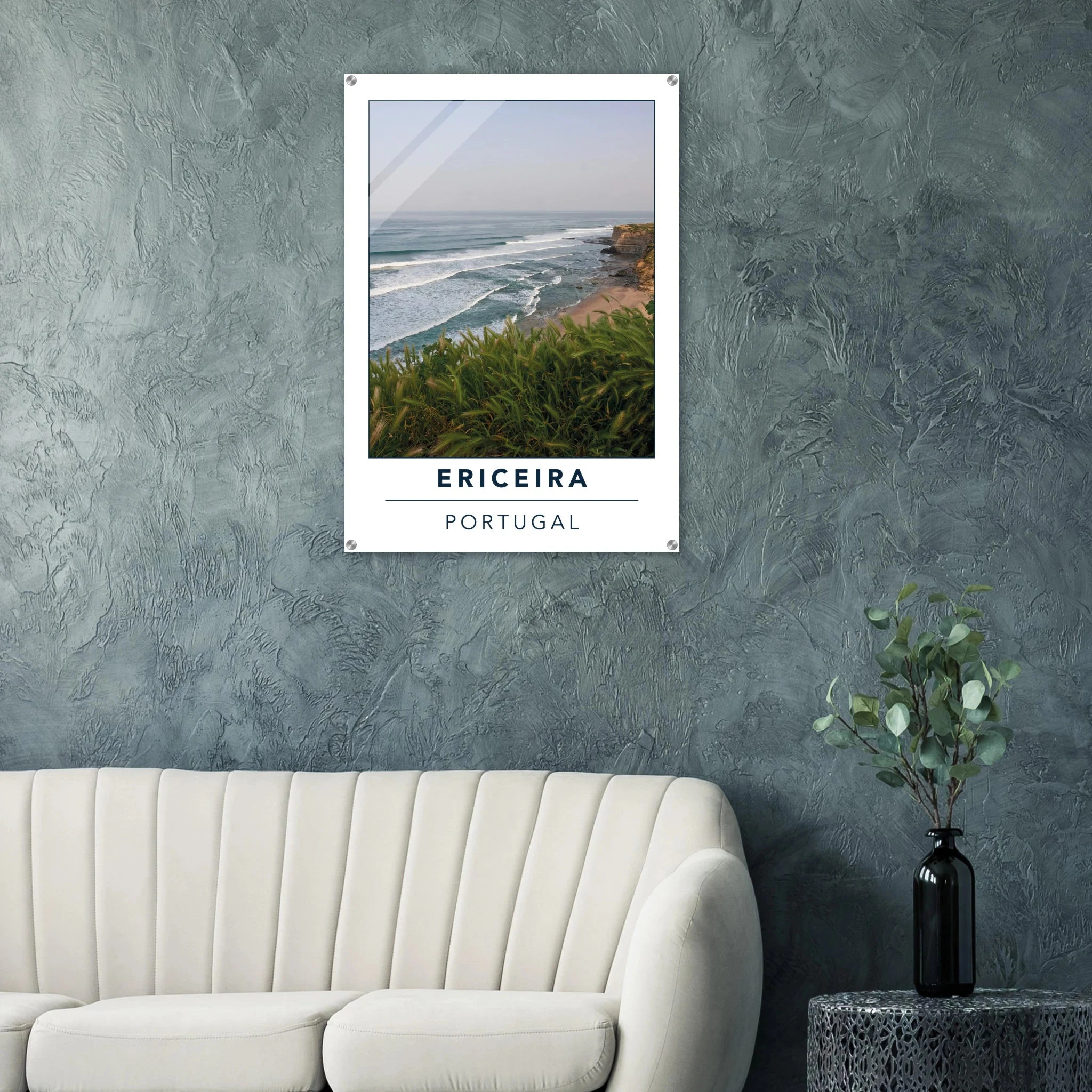 Ericeira, Portugal – World Surfing Reserve nördlich von Lissabon mit Reefbreaks wie Coxos und Ribeira d'Ilhas. Kunstdruck auf Acrylglas.