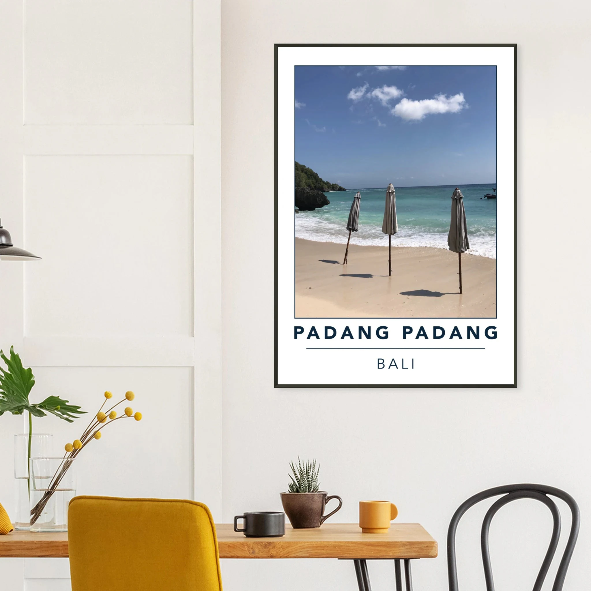 Padang Padang, Bali (Indonesien) – Linker Reefbreak auf der Bukit-Halbinsel, bekannt als balinesisches Pipeline-Pendant. Poster im Metallrahmen.
