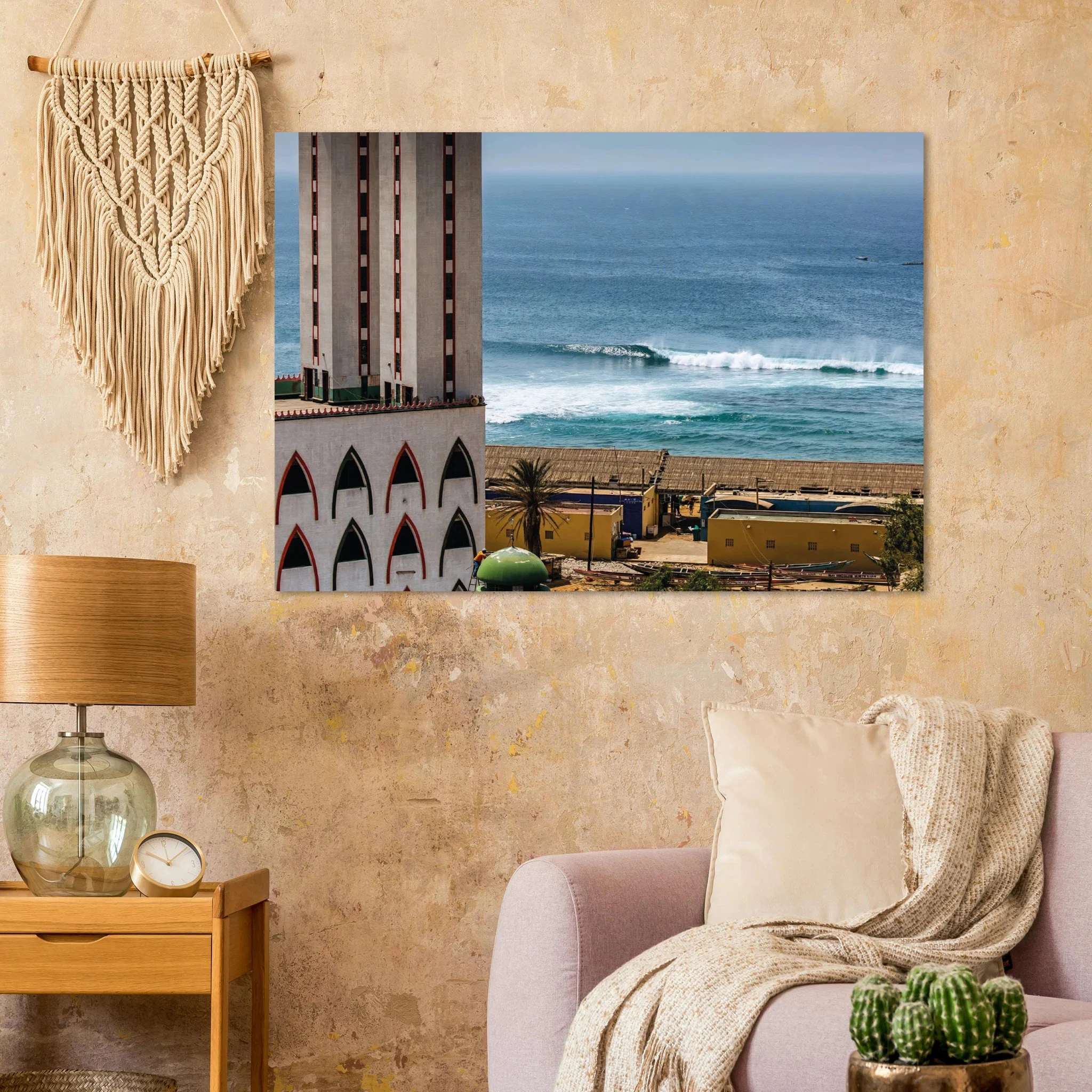 Saly, Senegal – Westafrikanische Küstenstadt an der Petite Côte mit Riffwellen und warmem Atlantik. Poster.