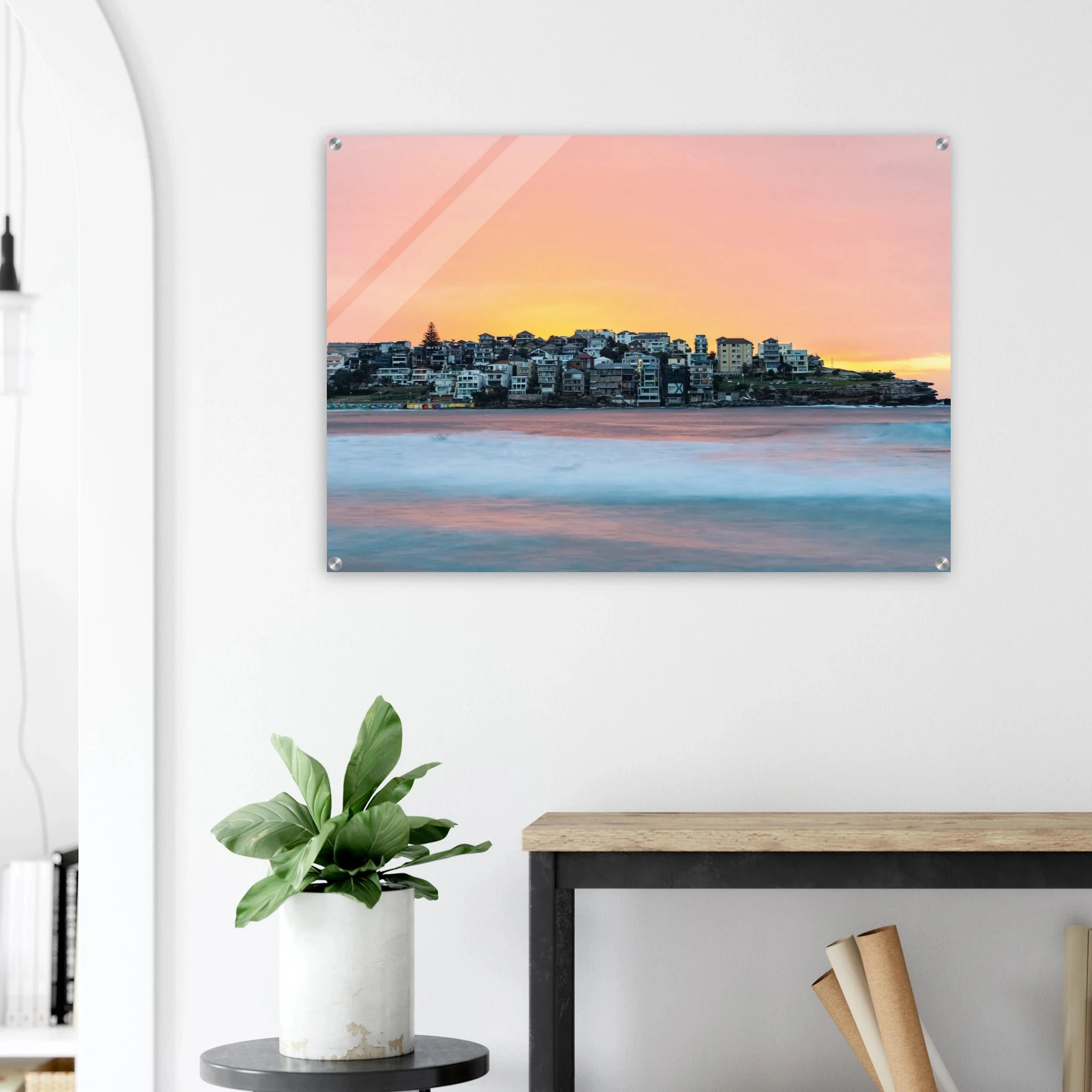 Bondi Beach, Australien – Ikonischer Stadtstrand im Osten Sydneys mit klassischem Beachbreak und Surfkultur-Geschichte. Kunstdruck auf Acrylglas.