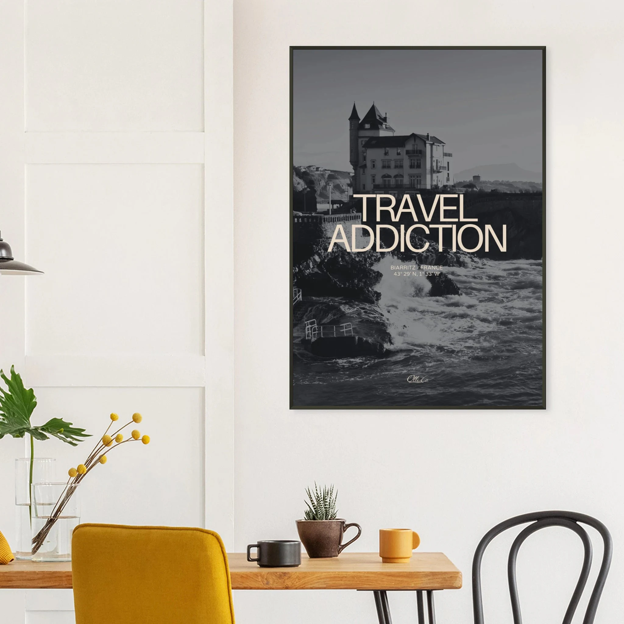 Biarritz, Frankreich – Mondäner Surfort am baskischen Atlantik, Wiege des europäischen Wellenreitens seit den 1950er-Jahren. Poster im Metallrahmen.
