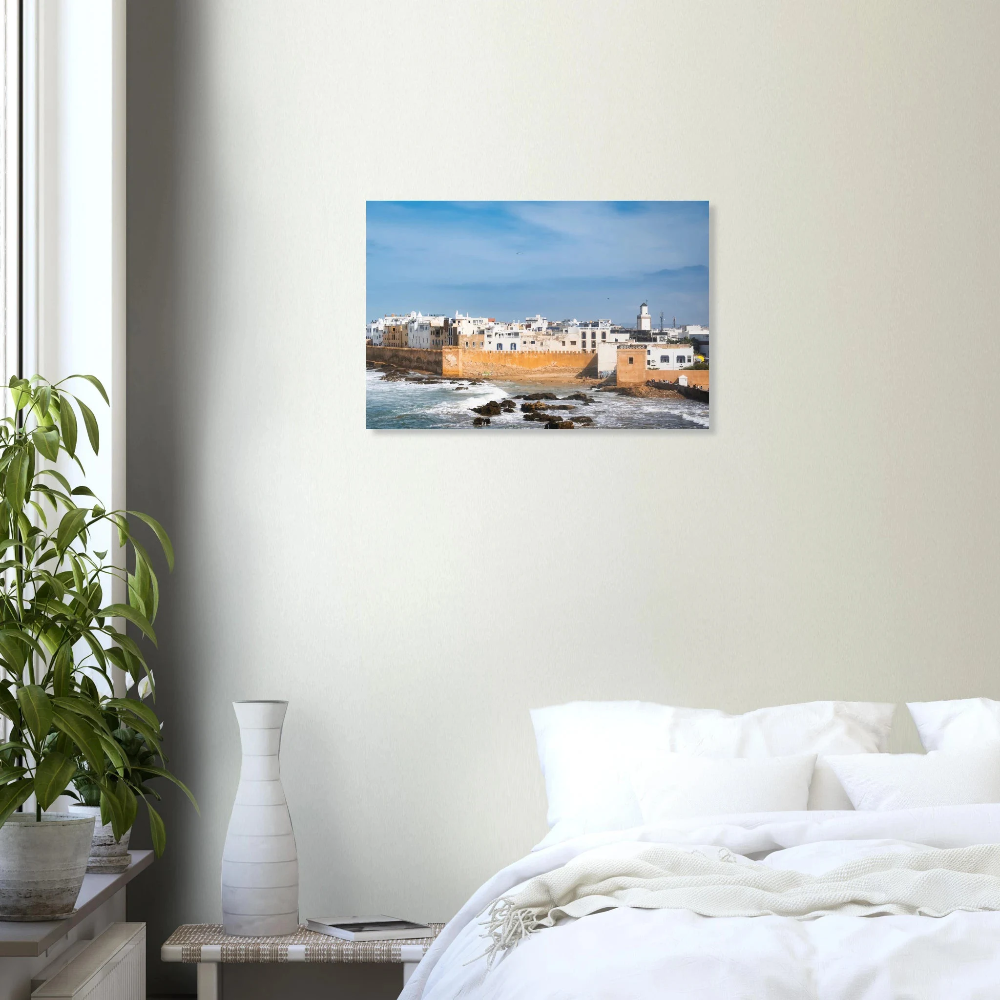 Essaouira, Marokko – Windumtoste Hafenstadt am Atlantik mit Medina-Kulisse und beständigen Wind- und Wellenbedingungen. Kunstdruck auf Alu-Dibond.