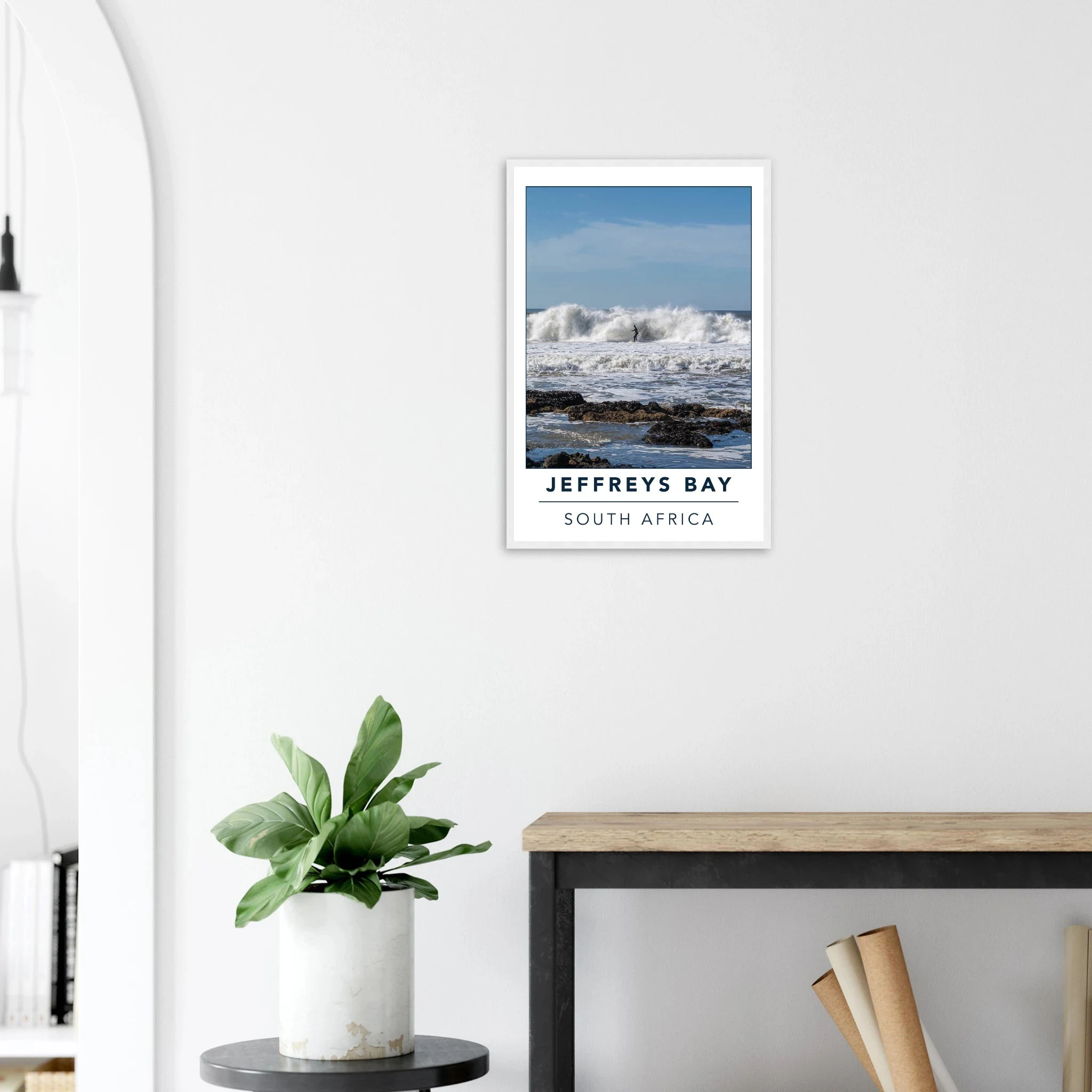 Jeffreys Bay, Südafrika – Supertubes-Pointbreak am Indischen Ozean, Austragungsort der WSL Corona Open J-Bay. Poster im Holzrahmen.