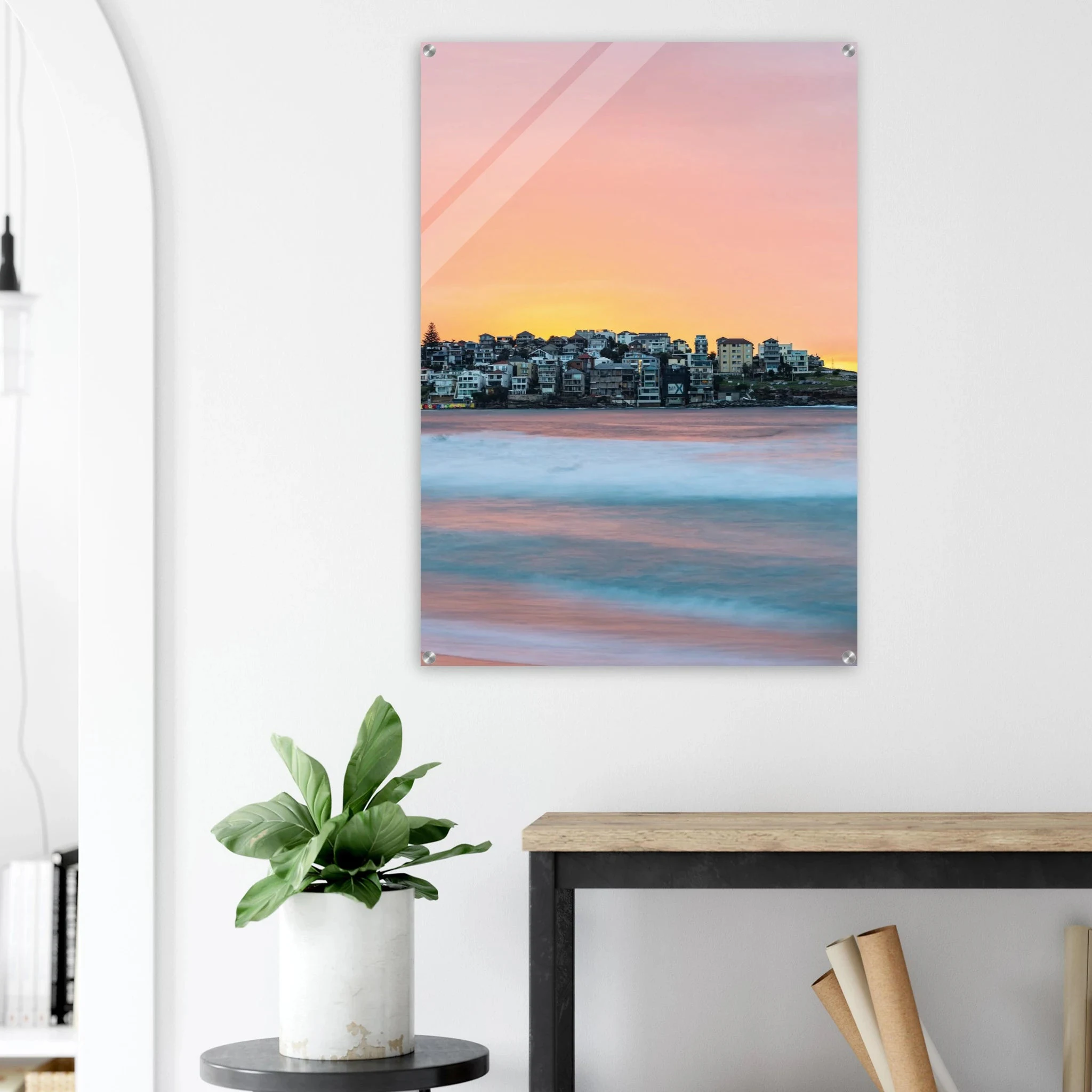 Bondi Beach, Australien – Ikonischer Stadtstrand im Osten Sydneys mit klassischem Beachbreak und Surfkultur-Geschichte. Kunstdruck auf Acrylglas.