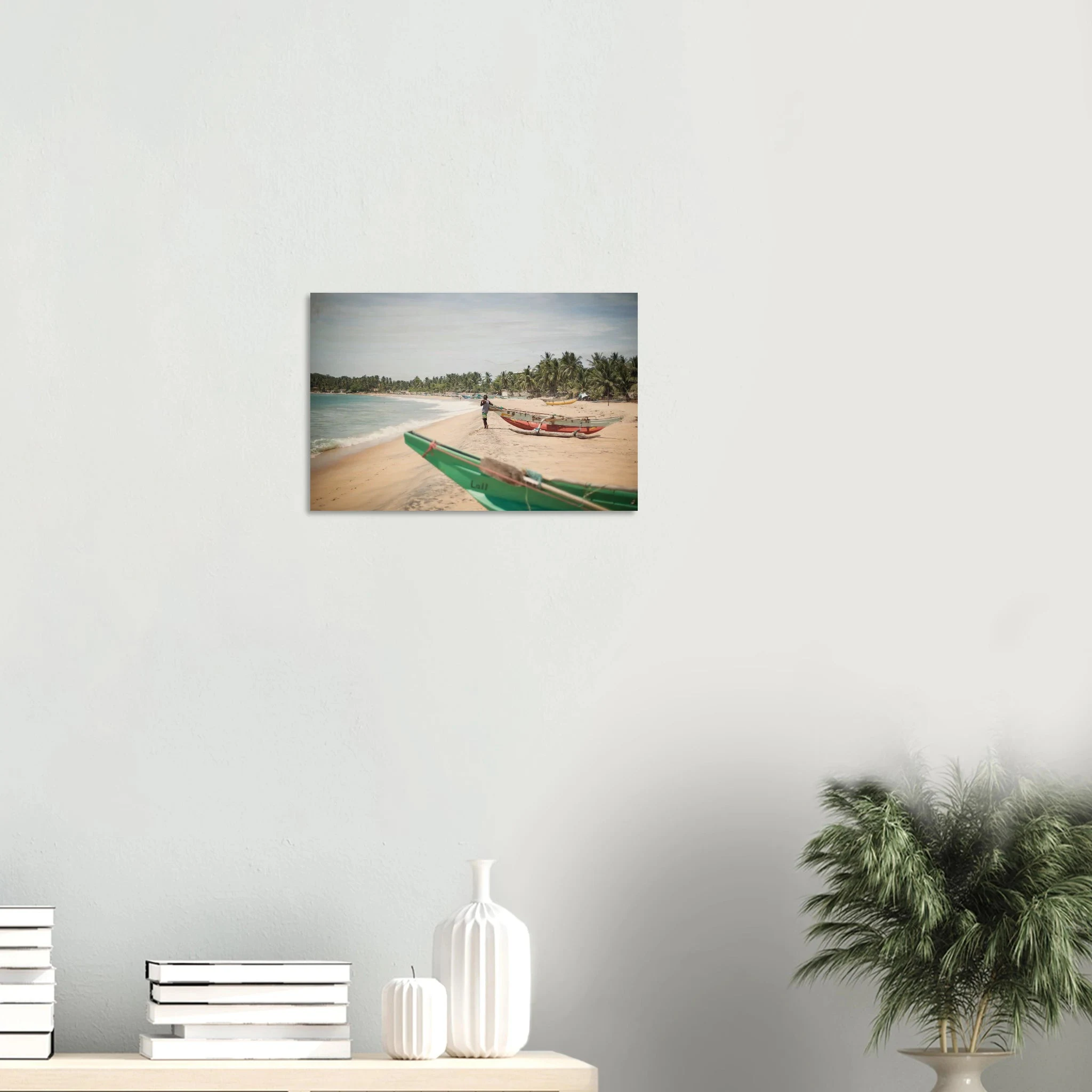 Arugam Bay, Sri Lanka – Rechter Pointbreak an der Ostküste Sri Lankas mit langer Saison von Mai bis September. Kunstdruck auf Holz.