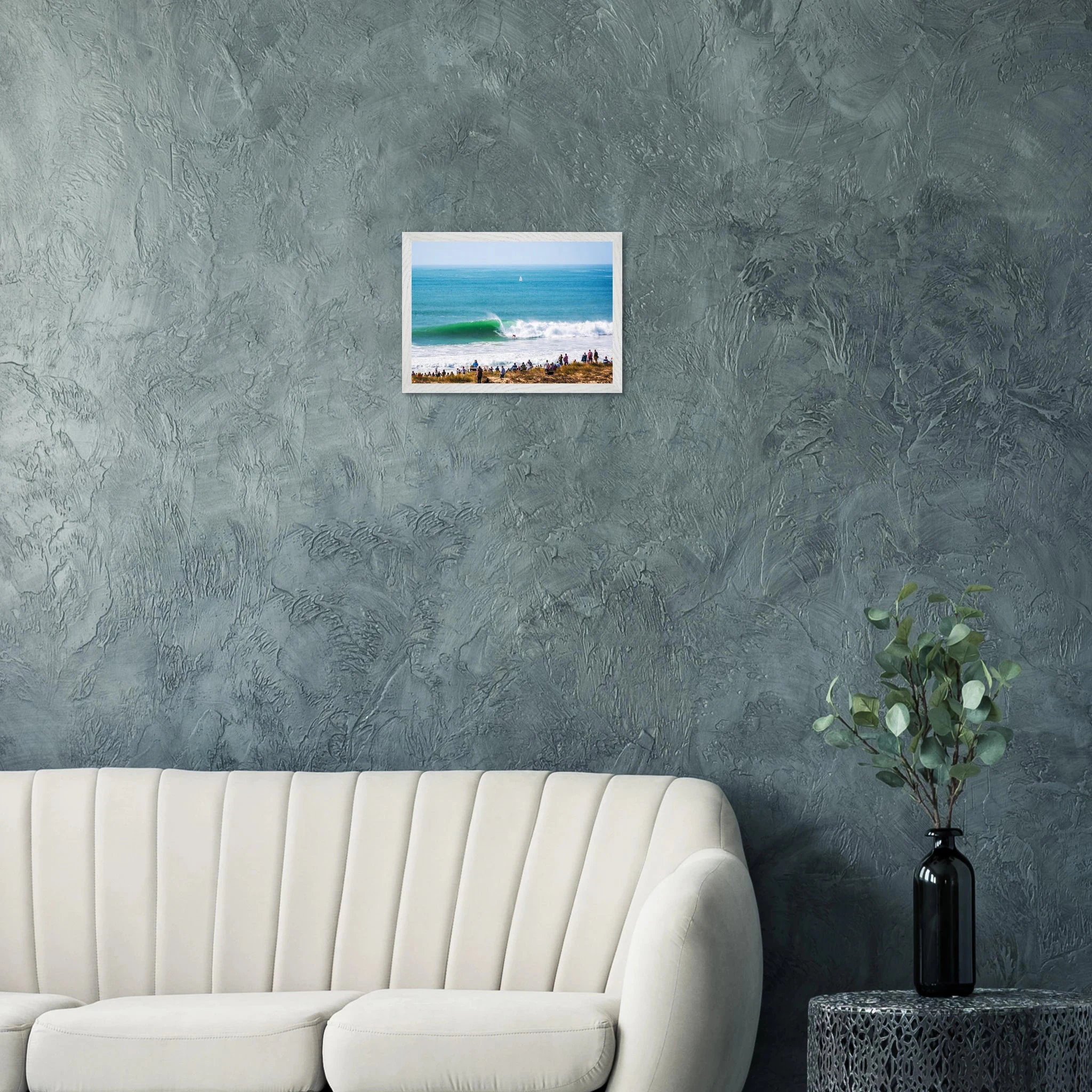 Peniche, Portugal – Halbinsel mit Supertubos-Beachbreak, Austragungsort der WSL Meo Rip Curl Pro Portugal. Poster im Galerie-Holzrahmen.