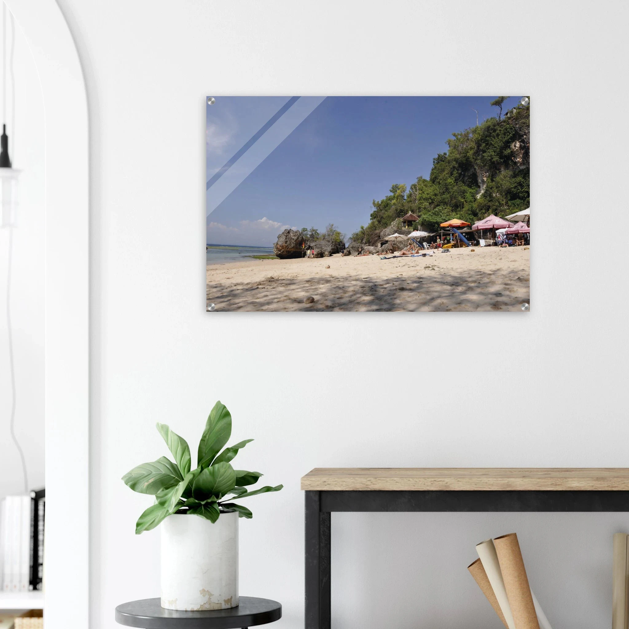 Padang Padang, Bali (Indonesien) – Linker Reefbreak auf der Bukit-Halbinsel, bekannt als balinesisches Pipeline-Pendant. Kunstdruck auf Acrylglas.