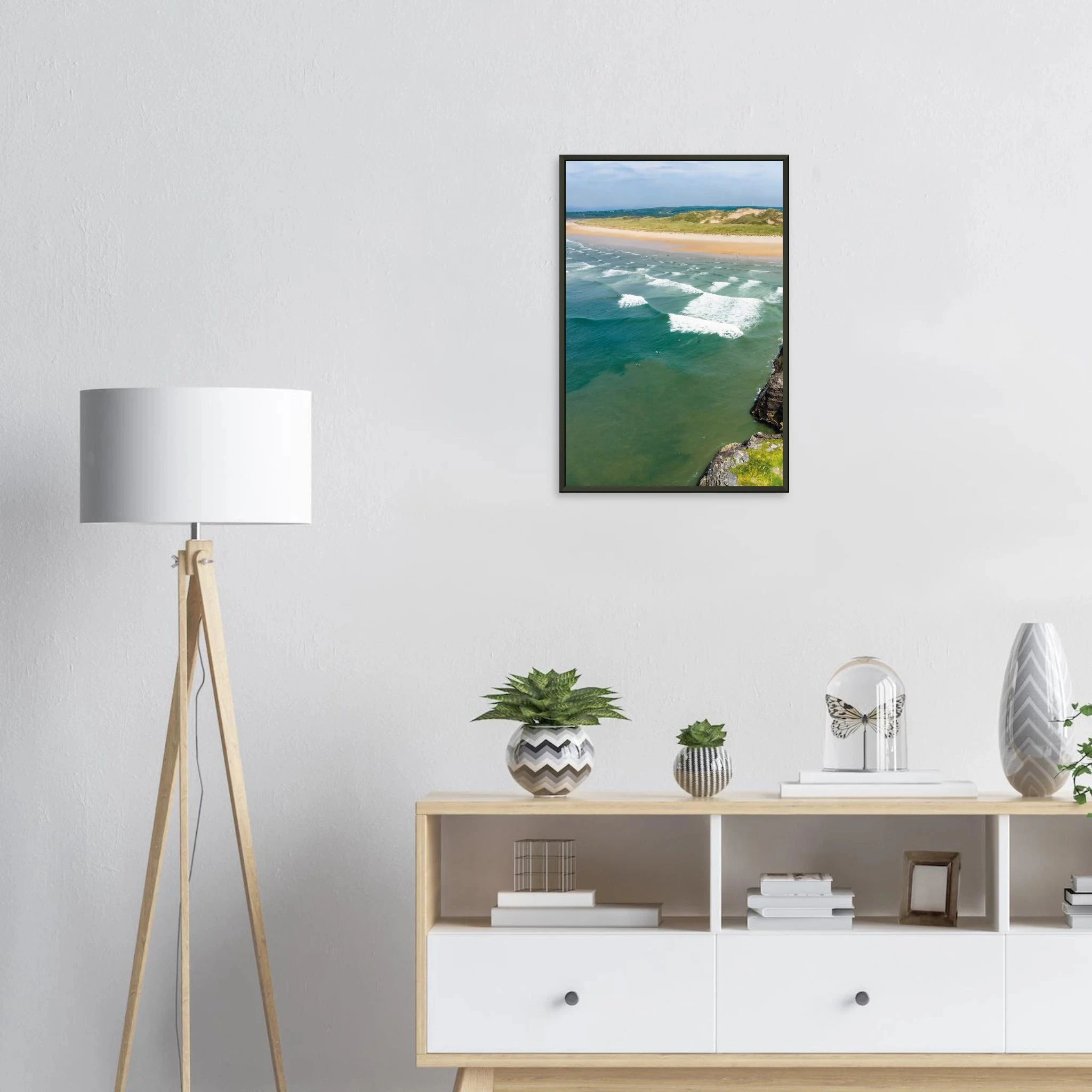 Bundoran, Irland – Atlantik-Surfspot in der Grafschaft Donegal mit Reefbreak The Peak und kaltem Wasser. Poster im Metallrahmen.