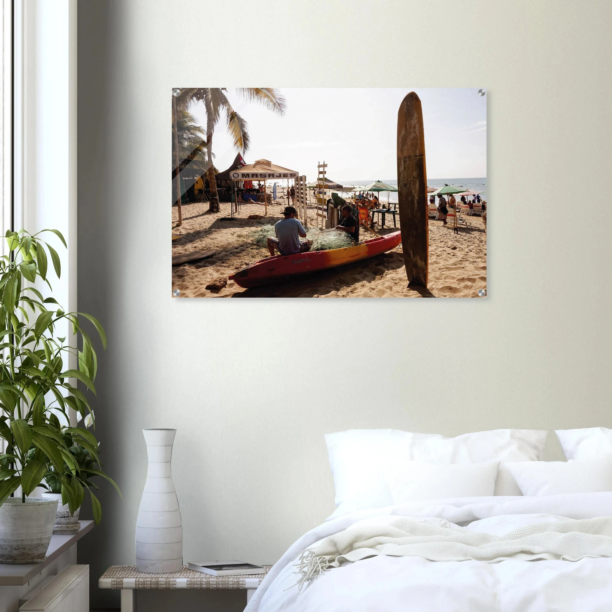 Mancora, Peru – Pazifik-Pointbreak im Norden Perus mit langen linken Wellen und warmem Wasser. Kunstdruck auf Acrylglas.