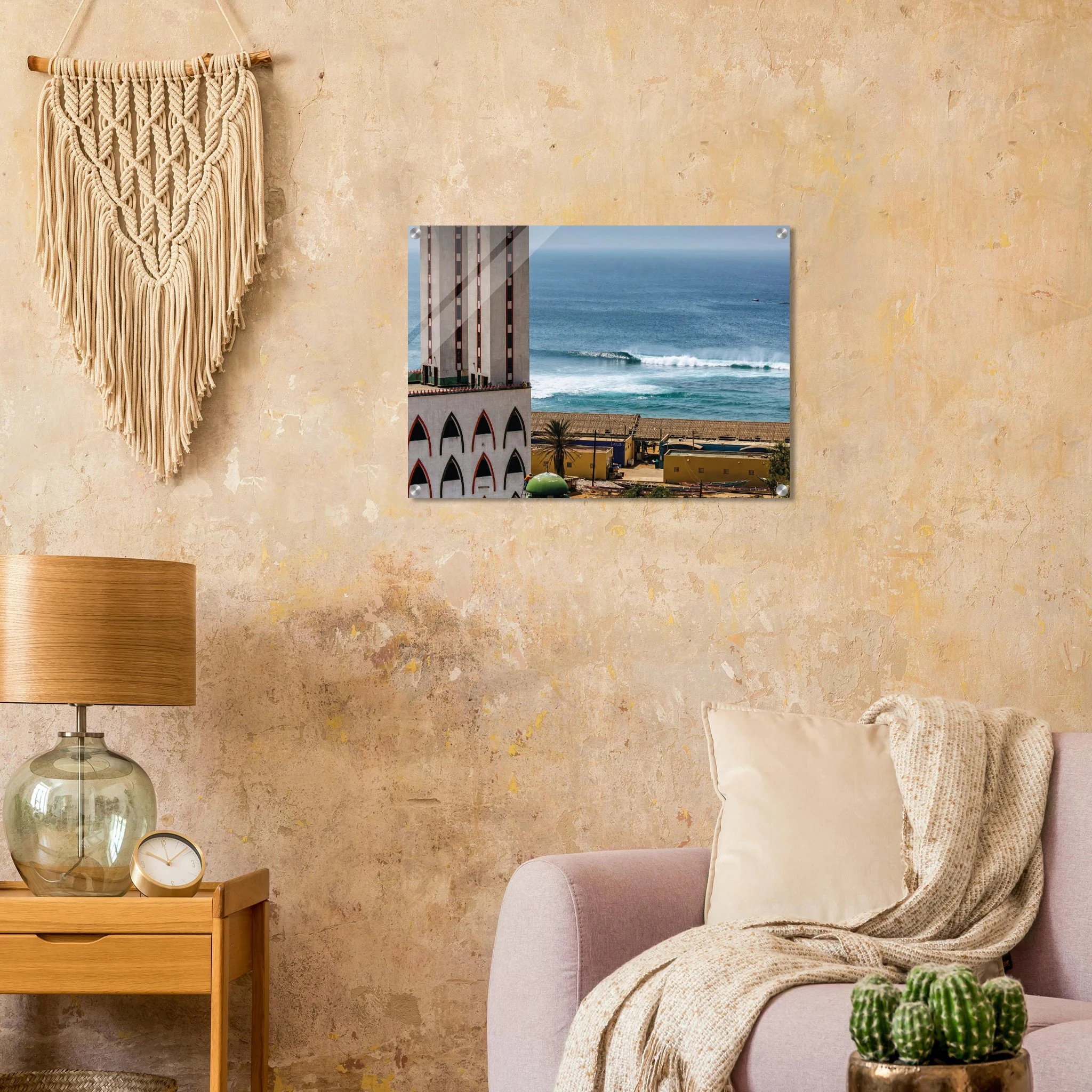 Saly, Senegal – Westafrikanische Küstenstadt an der Petite Côte mit Riffwellen und warmem Atlantik. Kunstdruck auf Acrylglas.