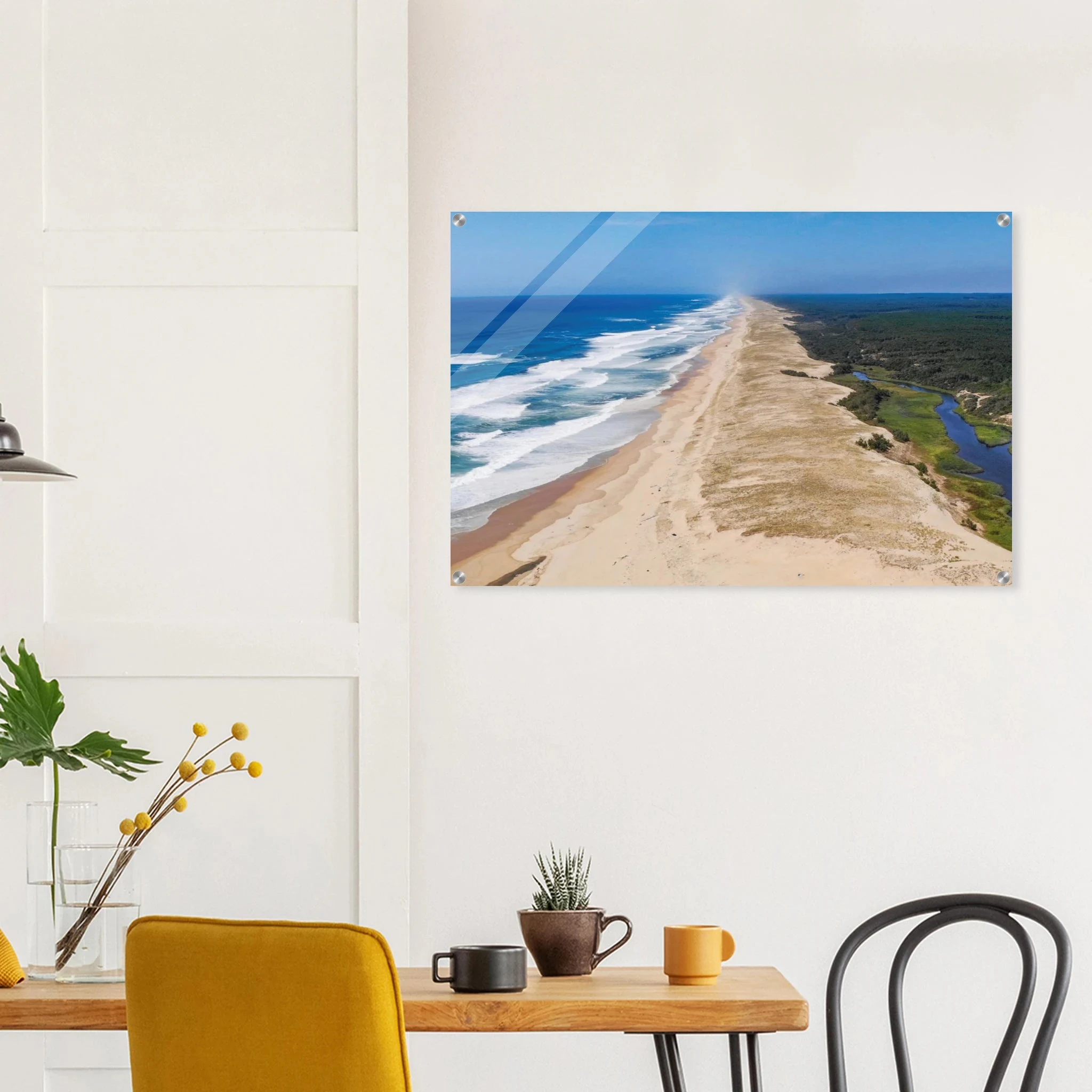 Moliets-et-Maa, Frankreich – Ruhiger Pinienwald-Strand in den Landes mit beständigem Atlantik-Swell für alle Levels. Kunstdruck auf Acrylglas.