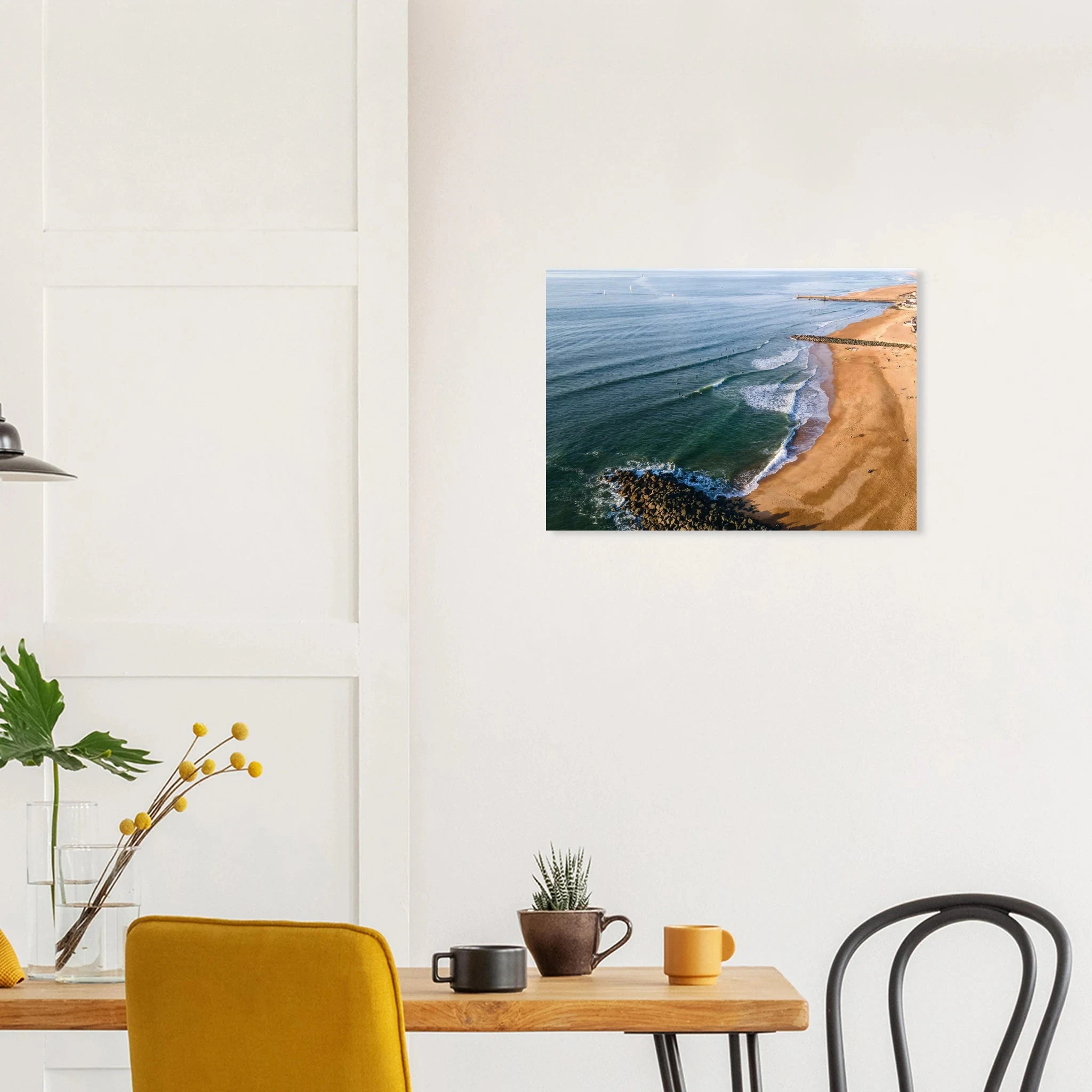 Capbreton, Frankreich – Hafenstadt an der französischen Atlantikküste mit Gouf-Canyon vor der Küste und kräftigen Beachbreaks. Poster.