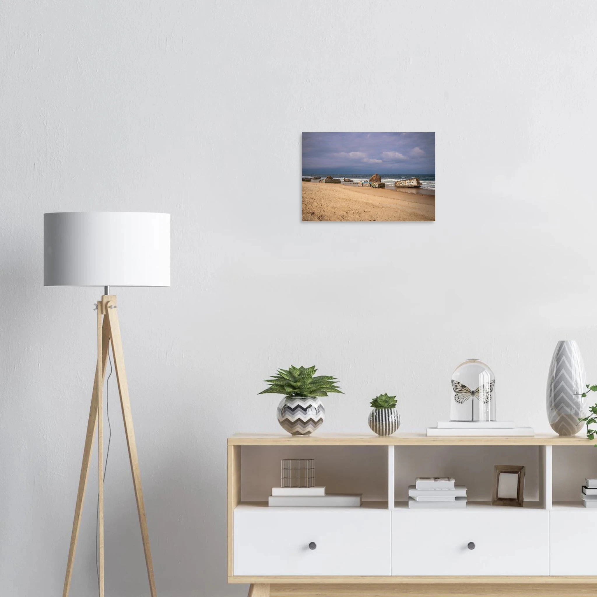 Capbreton, Frankreich – Hafenstadt an der französischen Atlantikküste mit Gouf-Canyon vor der Küste und kräftigen Beachbreaks. Kunstdruck auf Holz.